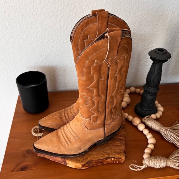 Shoes - TAN LEATHER WESTERN COWGIRL BOOTS